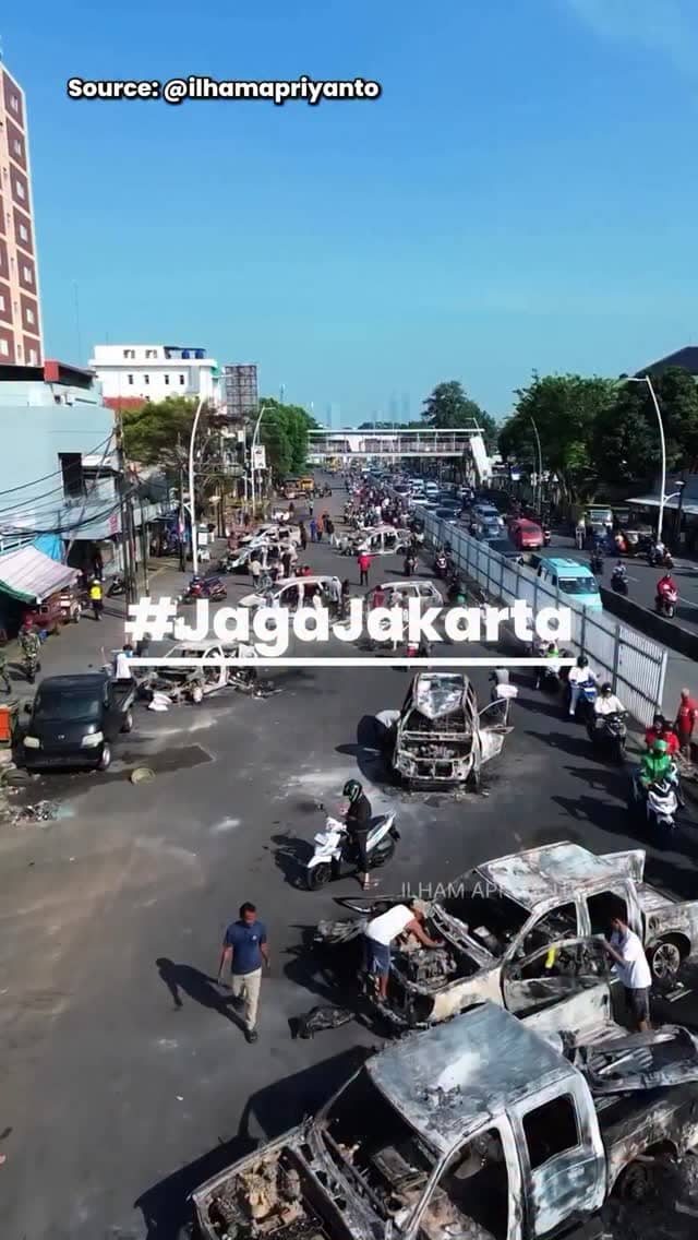 JAGA JAKARTA. Kita akan terus membangun, dan membangun kembali Jakarta.